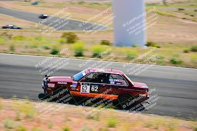 media/May-05-2024-Lucky Dog Racing (Sun) [[8a365fce5b]]/1030am-Turn 3/